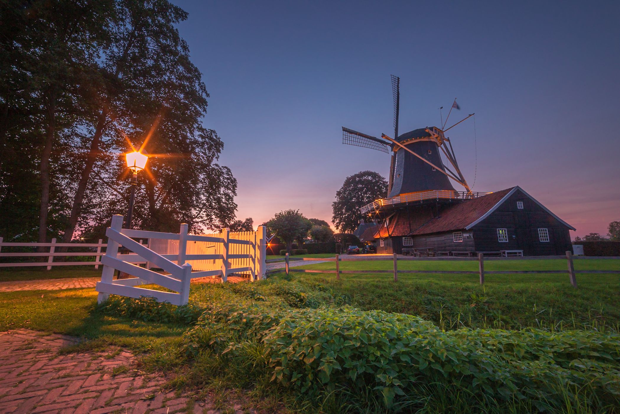 The Dutch Like Mills, Netherlands