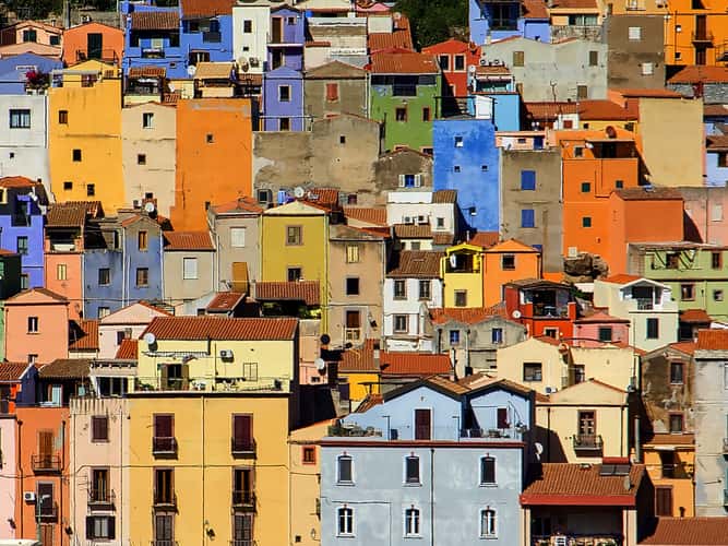 Bosa color houses
