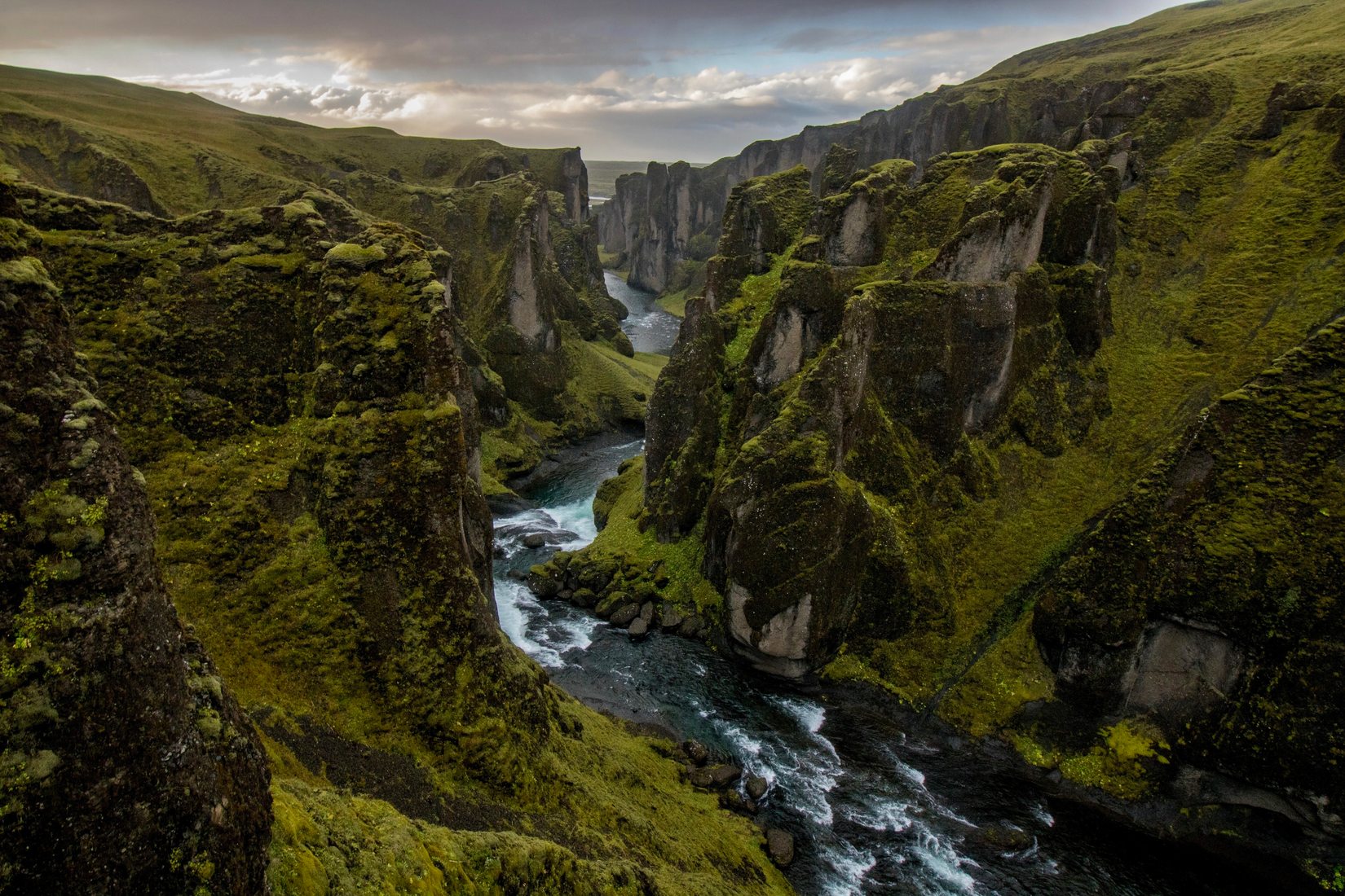 Fjaðrárgljúfur Canyon, Iceland