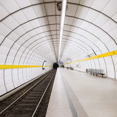 Follow the Pipe, Lehel Munich, Germany