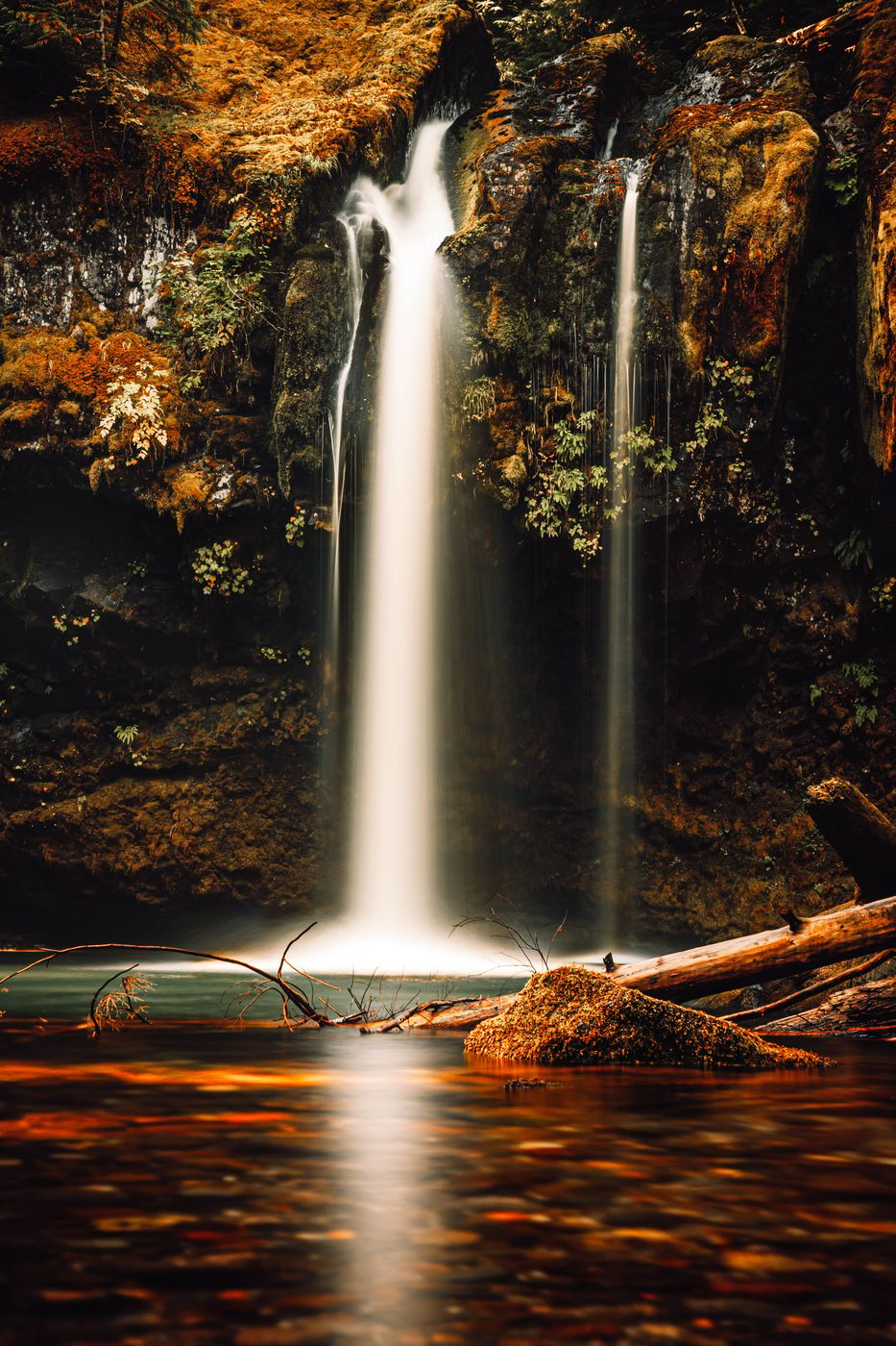 Iron Creek falls, USA
