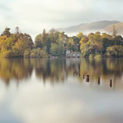 Isthmus Bay, United Kingdom