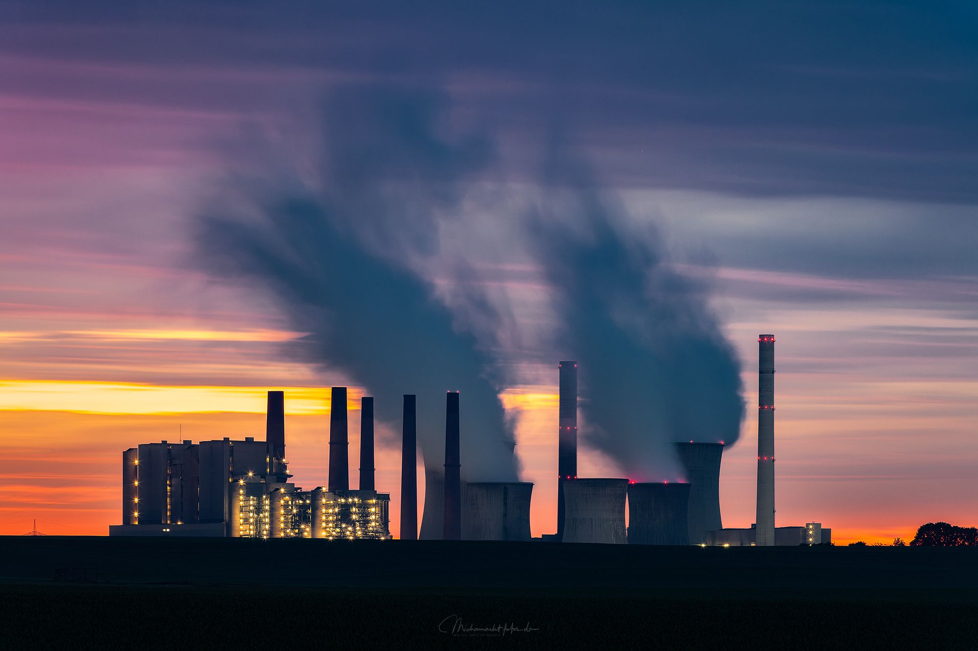 Kraftwerke bei Grevenbroich, Germany