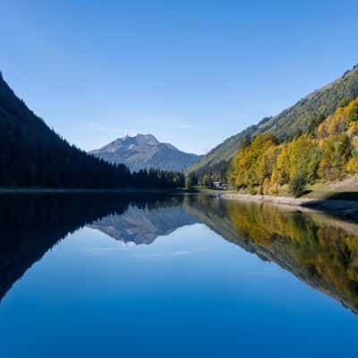 Lac de Montriond, France