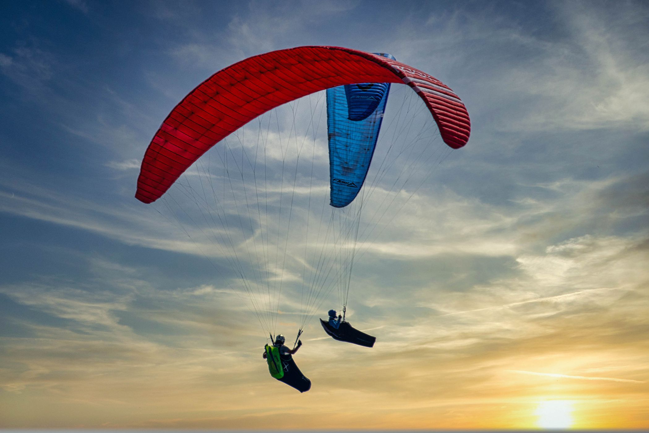 Parragliders Mona Vale headland, Northern Beaches, Australia
