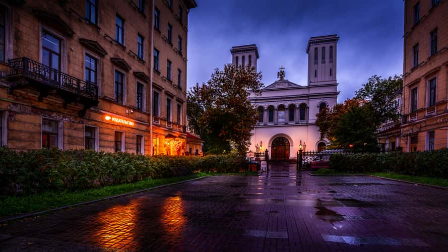 Saint Peter's Church on Nevsky Prospekt