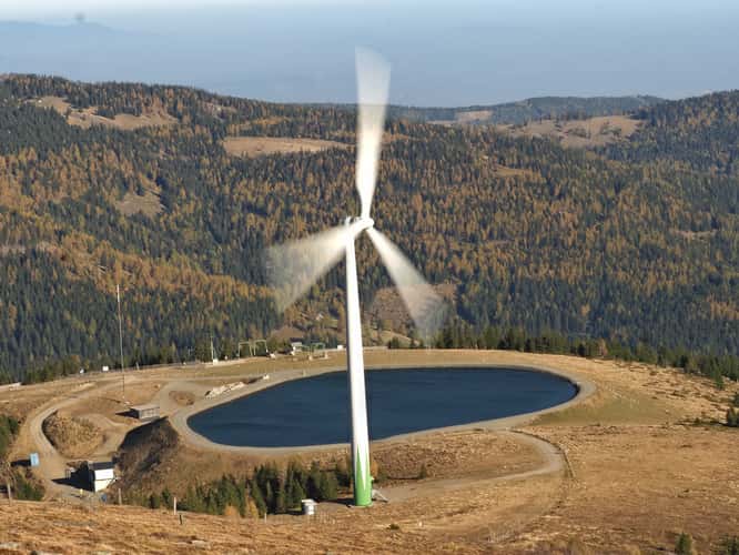 Salzstiegl 2 wind turbine