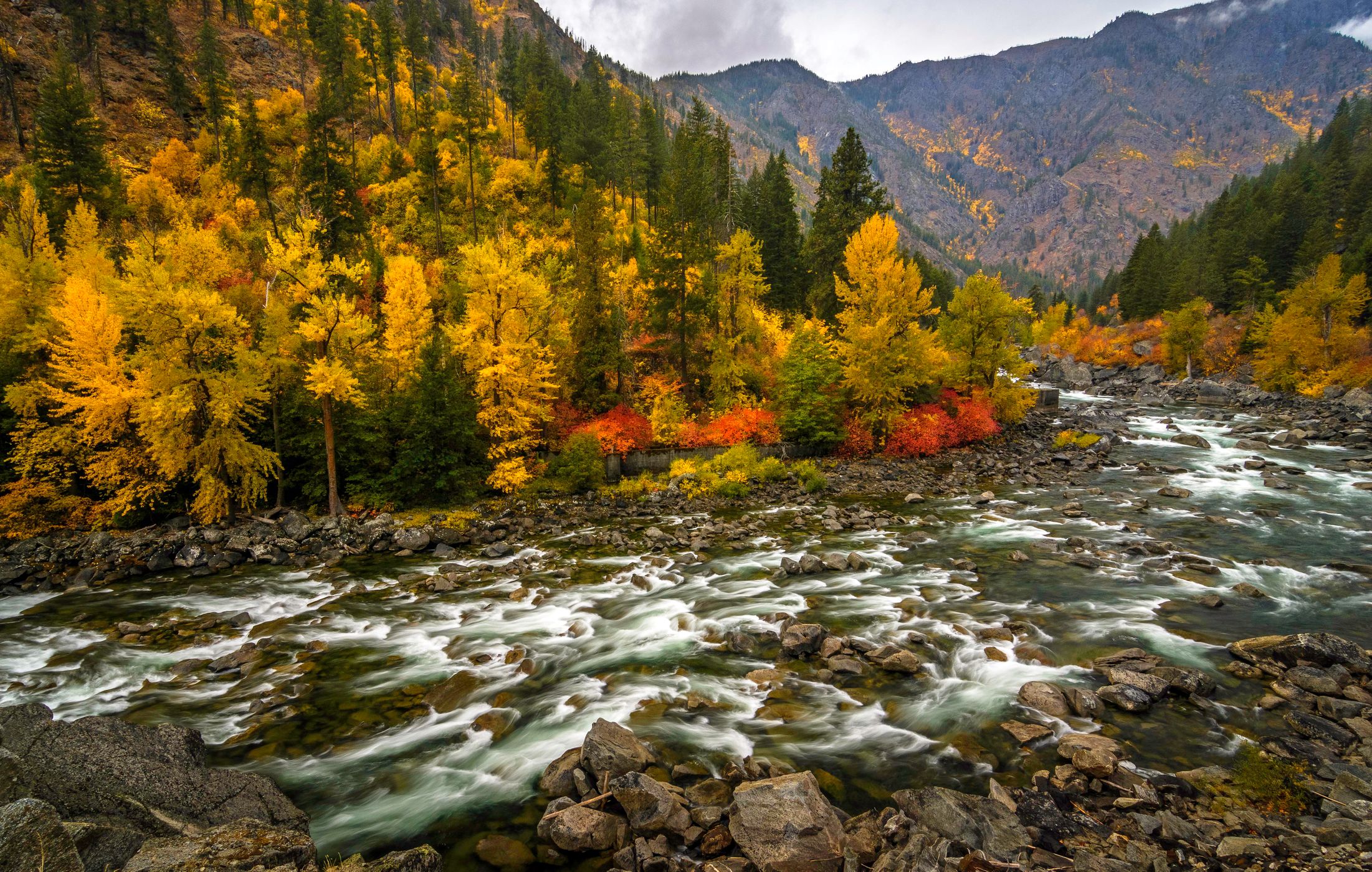 Tumwater Canyon Exit, USA
