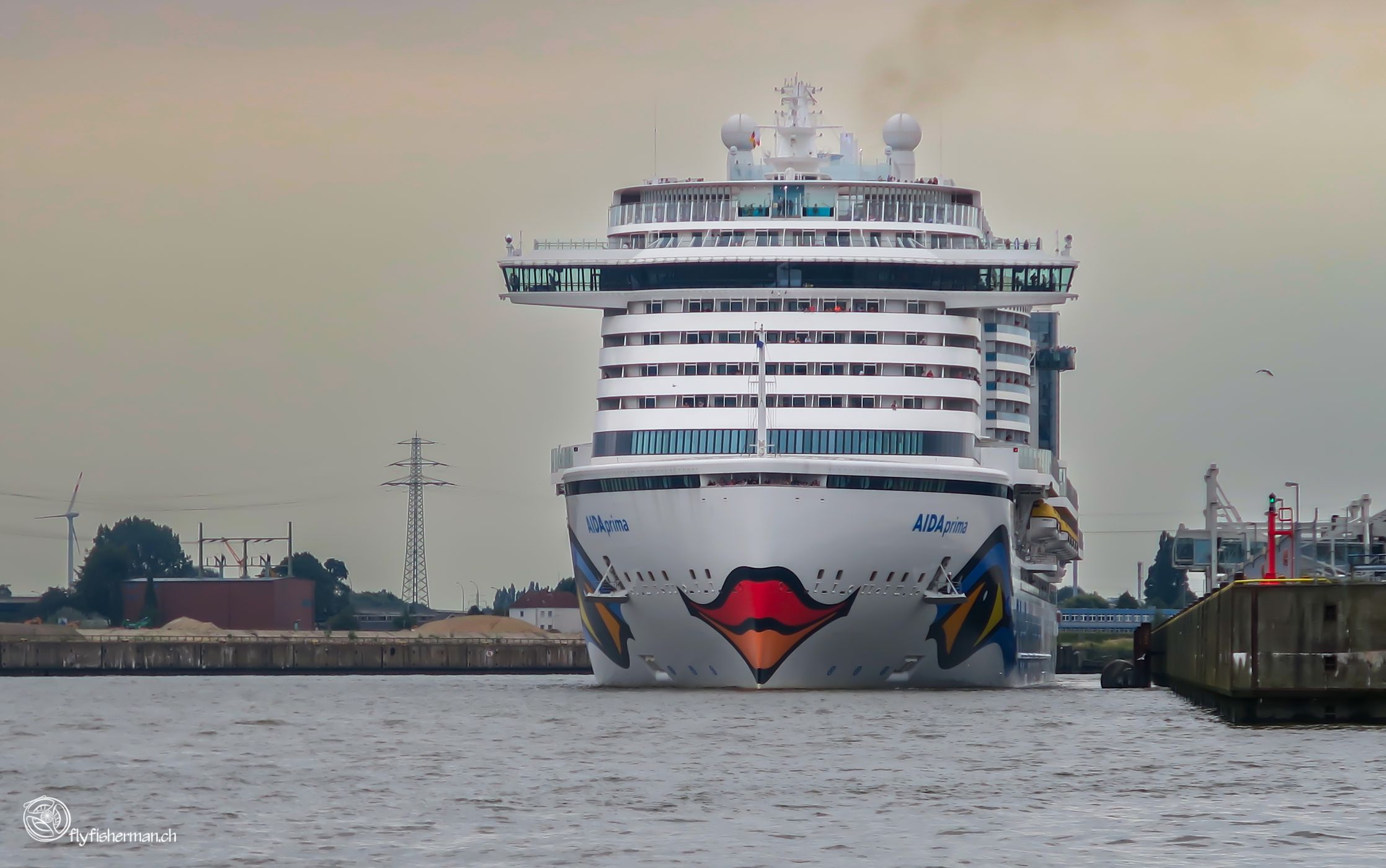 Cap San Diego, waterline view, Germany