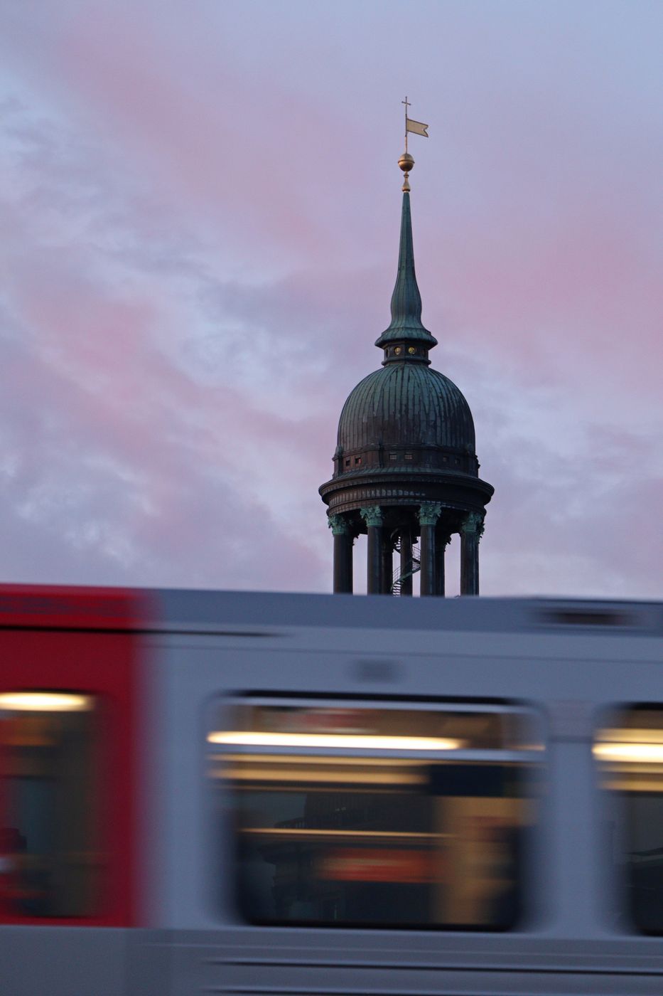 Elbpromenade, Hamburg, Germany