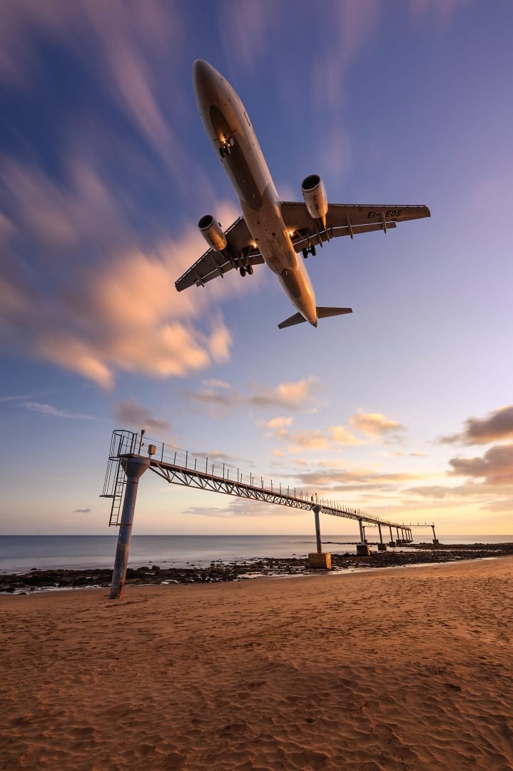 Lanzarote Plane Spoting (Mirador de Acercamiento), Spain