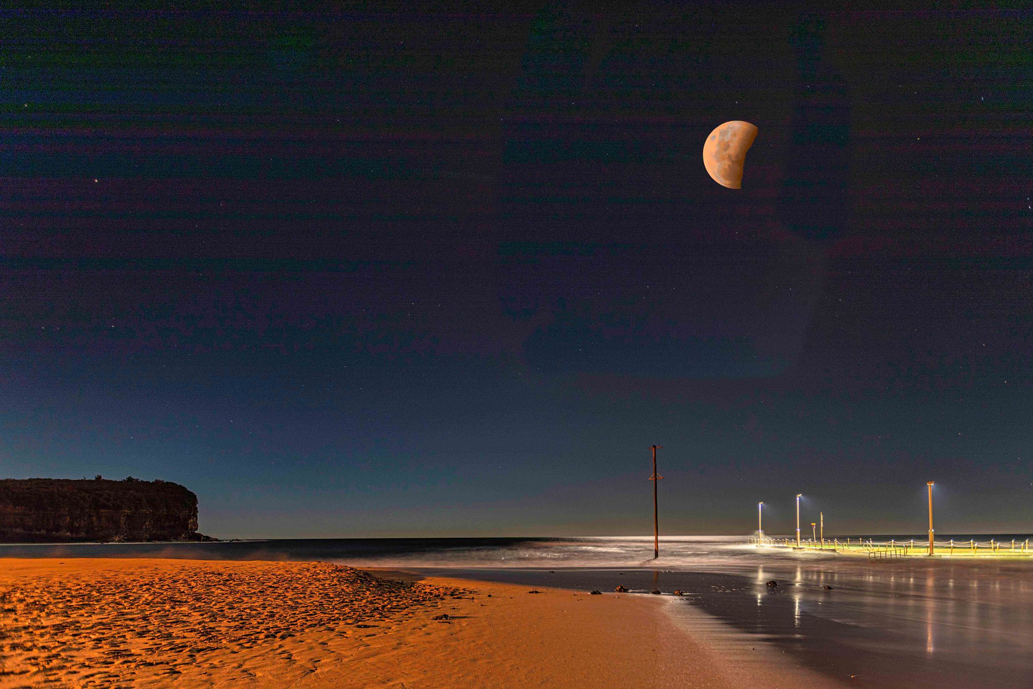 Red moon Mona Vale, Northern Beaches, NSW, Australia