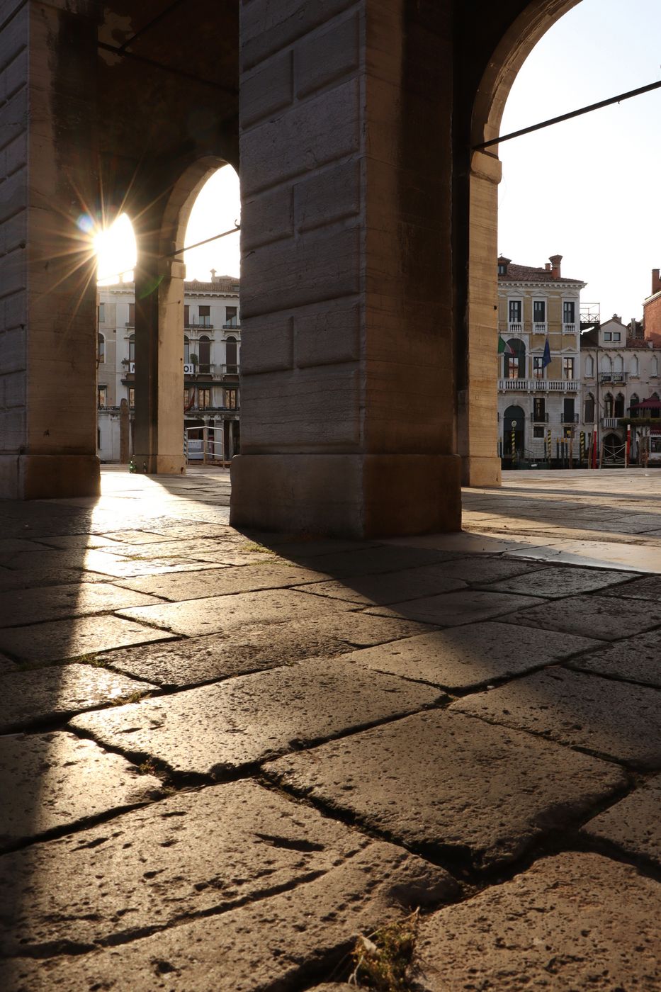 Rialtobridge from the north, Venice, Italy