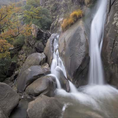 Saut de la truite waterfall, Sidobre, France, France