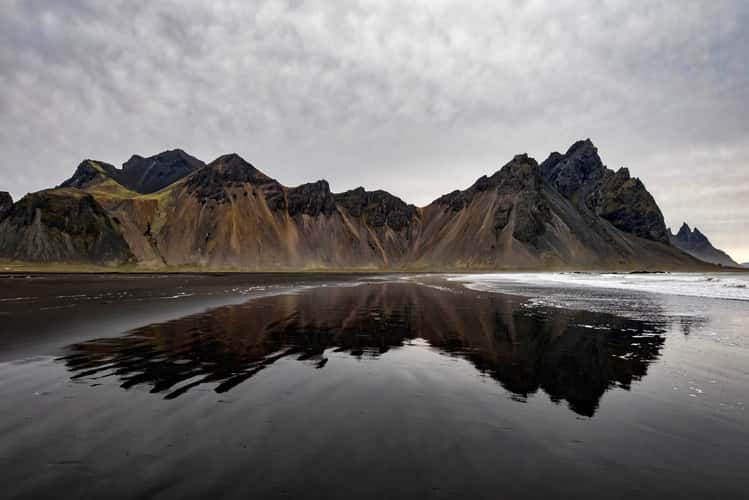 Vestrahorn from the beach, Stokkness