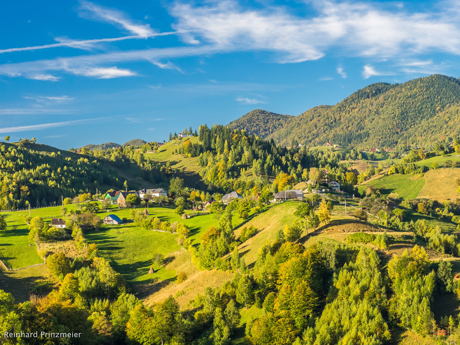 Mãgura, Romania