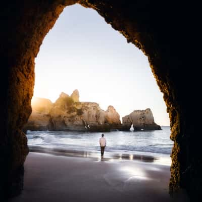 Praia dos Três Irmãos, Portugal