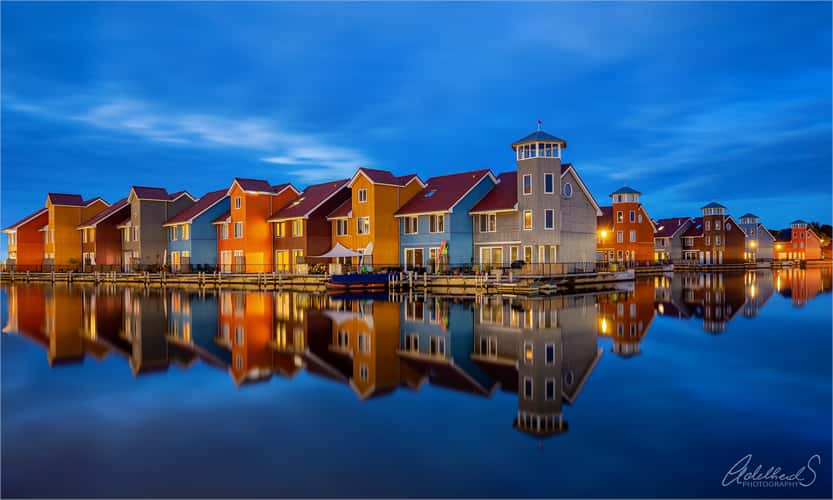 Colourful houses at Reitdiephaven