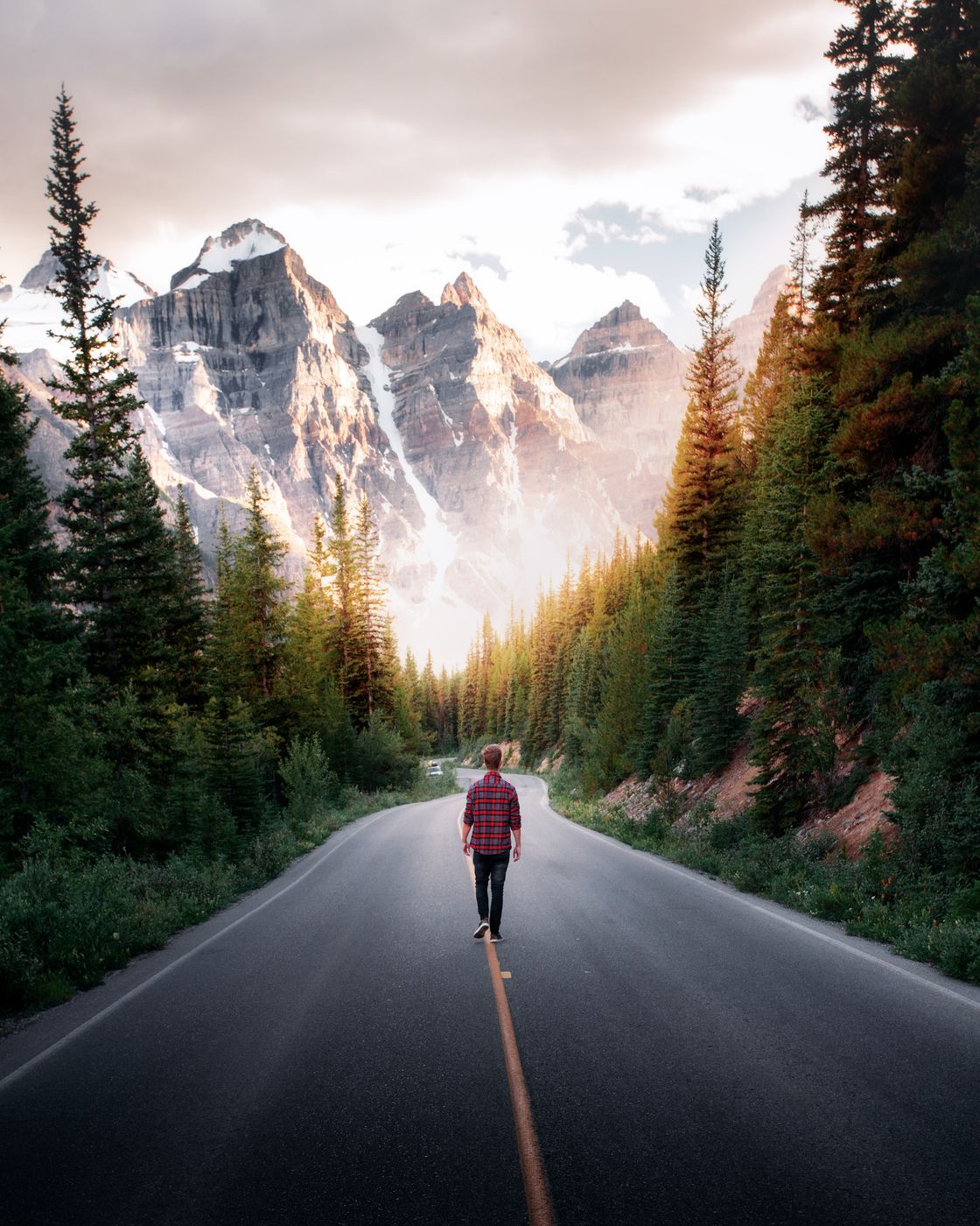 Road to Lake Moraine, Canada