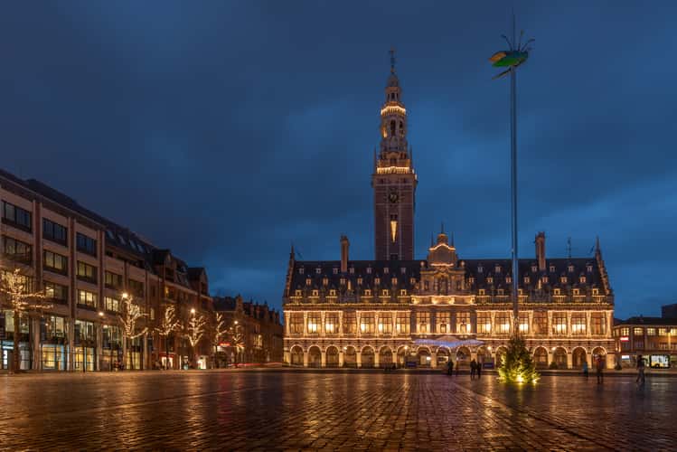 Ladeuzeplein with view of the library, Leuven