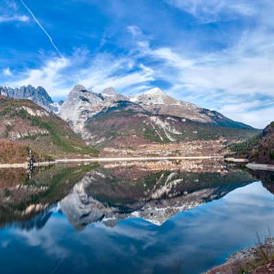 Lago di Molveno, Italy