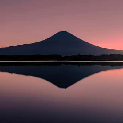 Lake Tanuki, Fujinomiya, Shizuoka, Japan, Japan