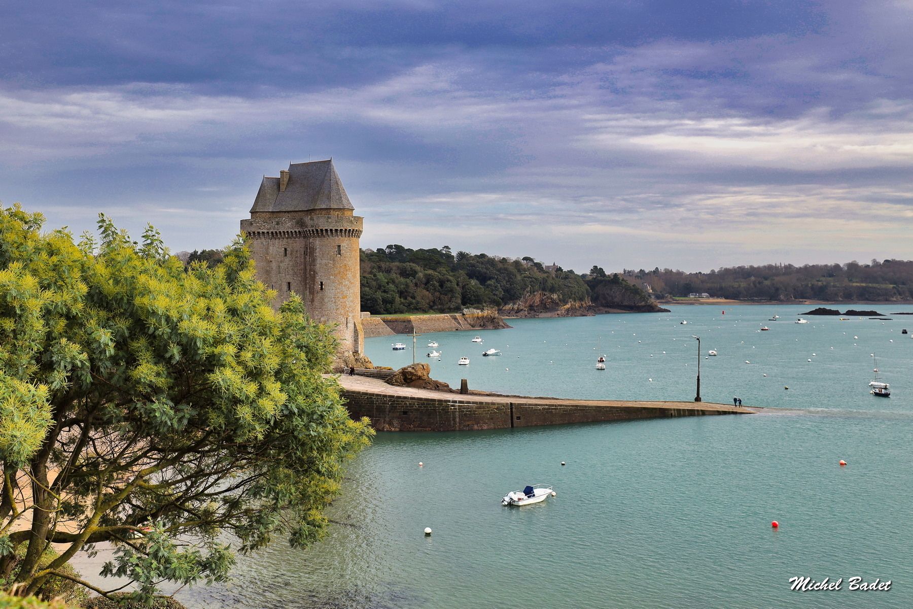 Saint-Servan, Lifeboat shelter side, France