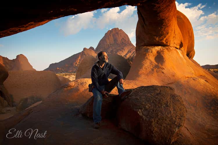 Sunsets on 'The Bridge', Spitzkoppe