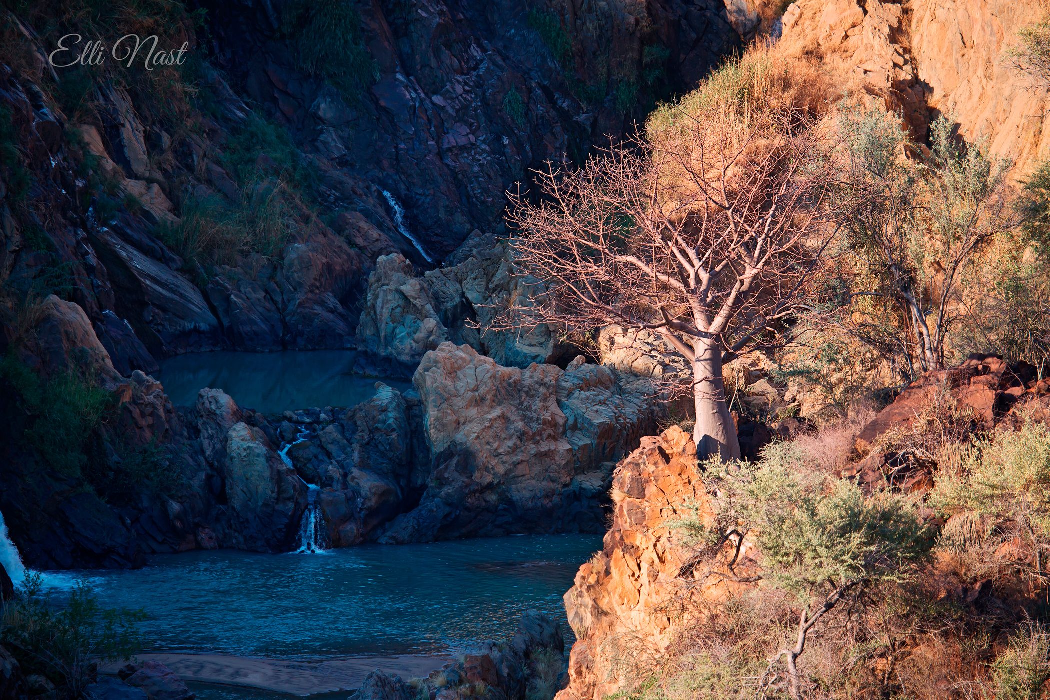 Sundowner Spot Epupa falls, Namibia