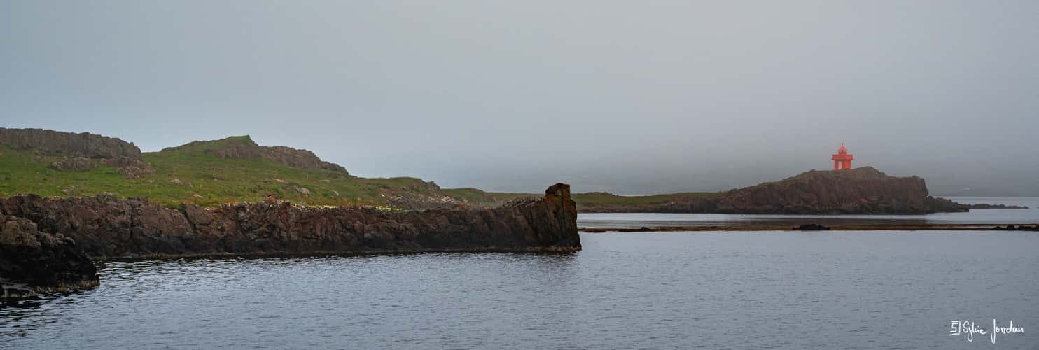 Æðarsteinstangi lighthouse