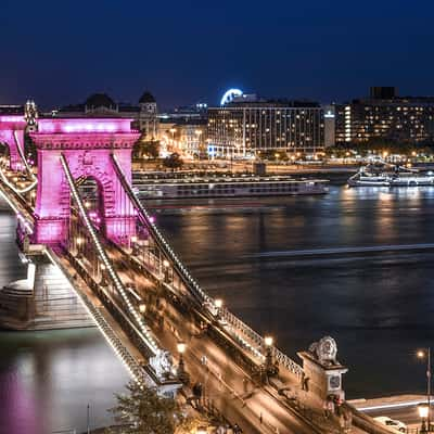 Chain bridge Leo Rooftop Buda, Hungary