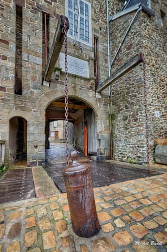 Granville, entry  of the old town