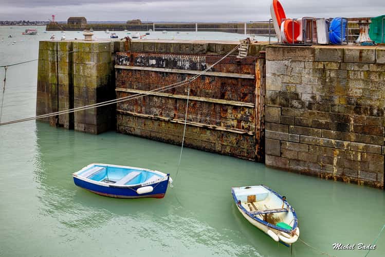 Granville harbour, the dock of radoub