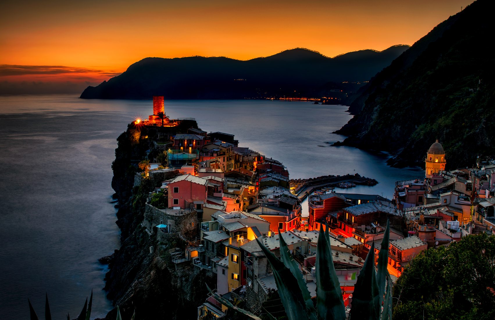 vernazza-viewpoint-italy