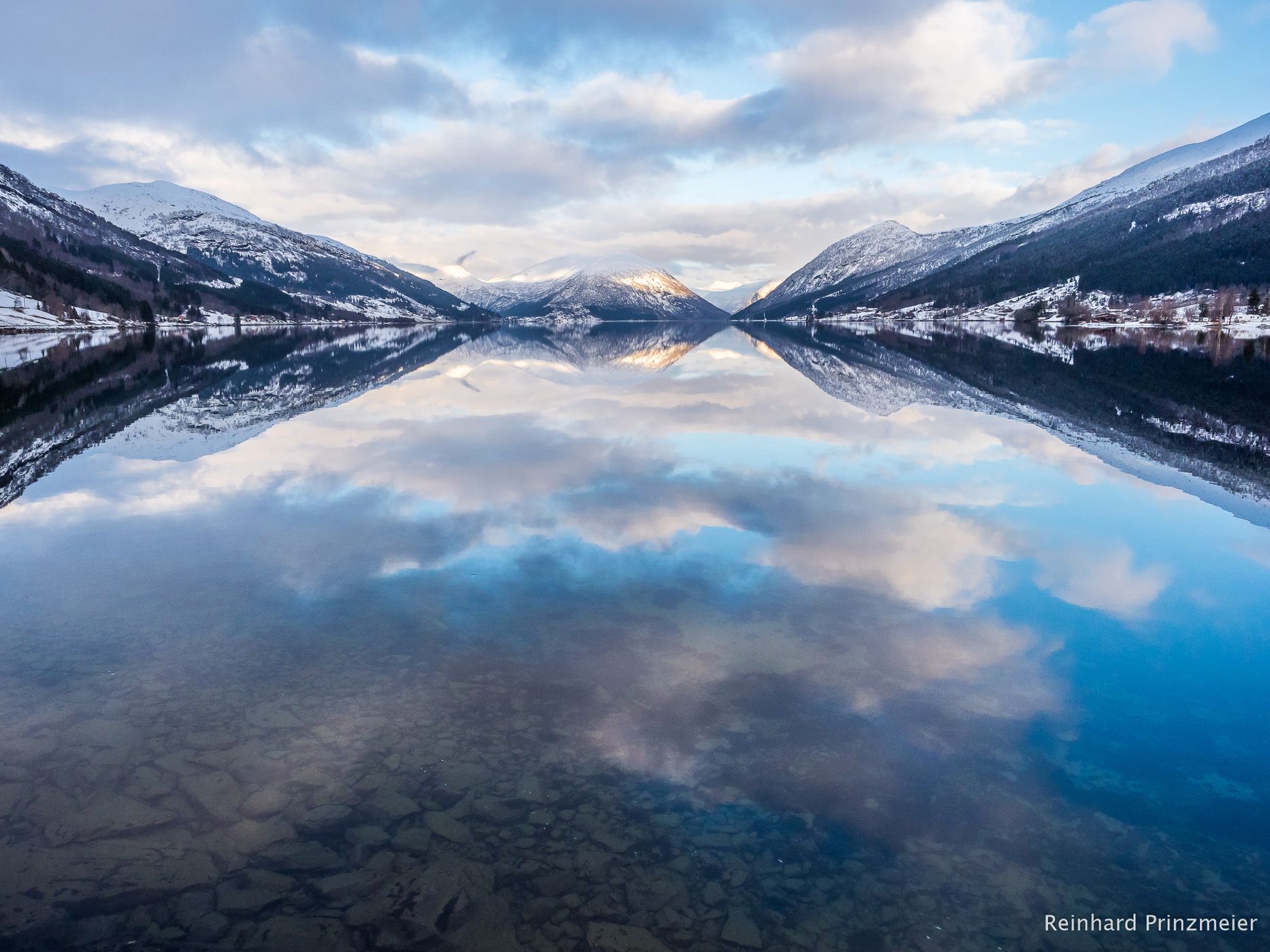 Vassenden Jølstravatnet View, Norway