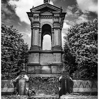 Church (rock) Cemetery, United Kingdom