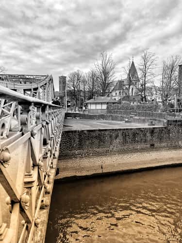 New vs old in Cologne
