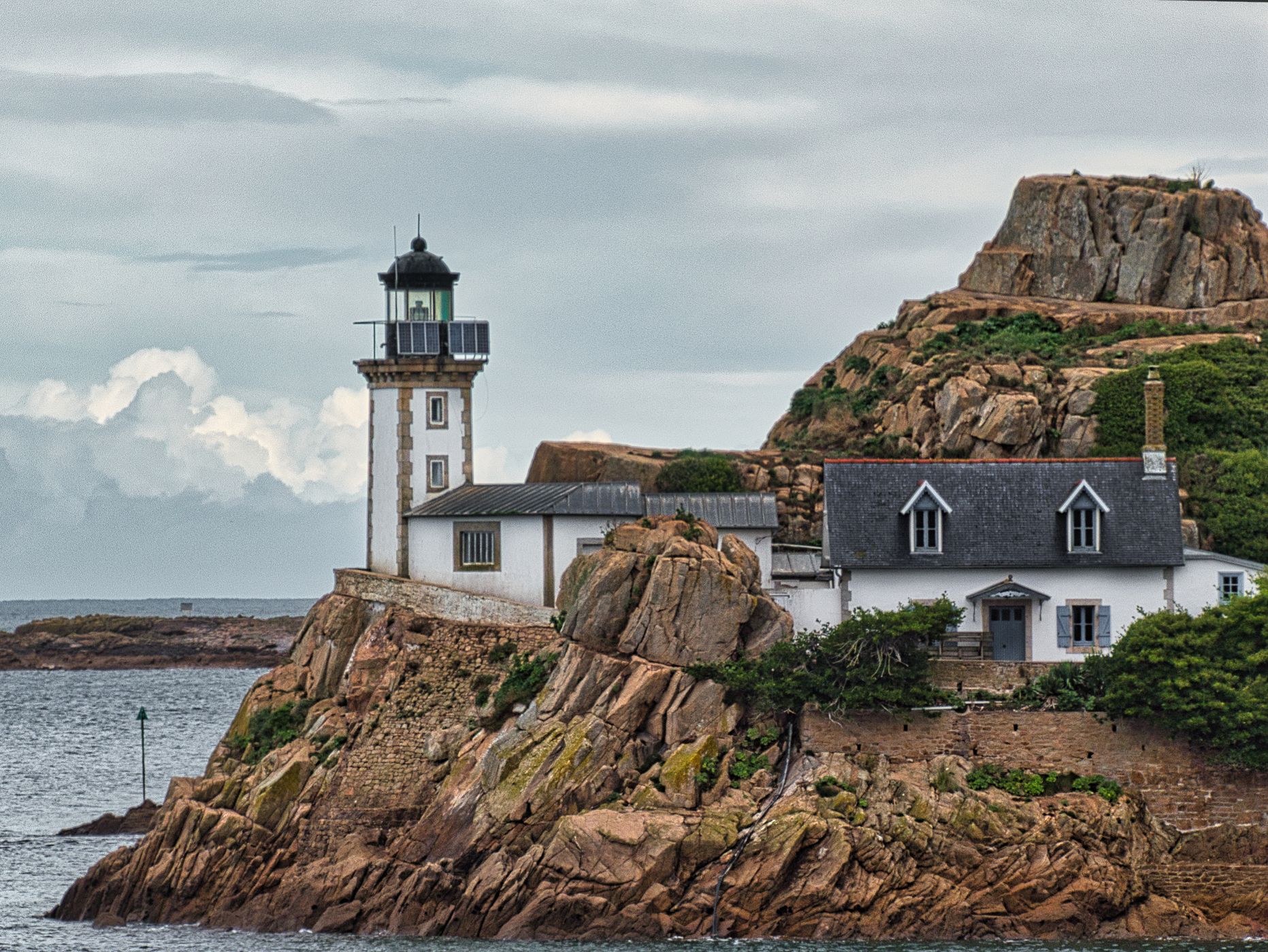Île de Louët et Château du Taureau, France