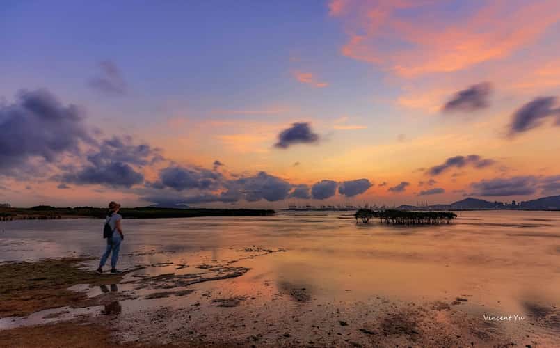Reflection of the Setting Sun at Ha Pak Nai
