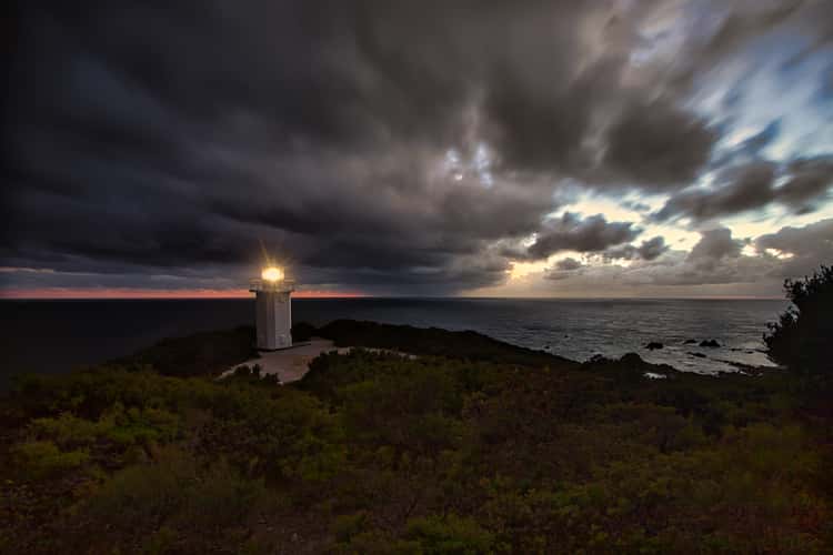 Sunrise, Rocky Cape lighthouse, Tasmania