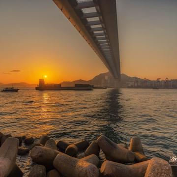 Sunset at Stonecutters Bridge, Hong Kong
