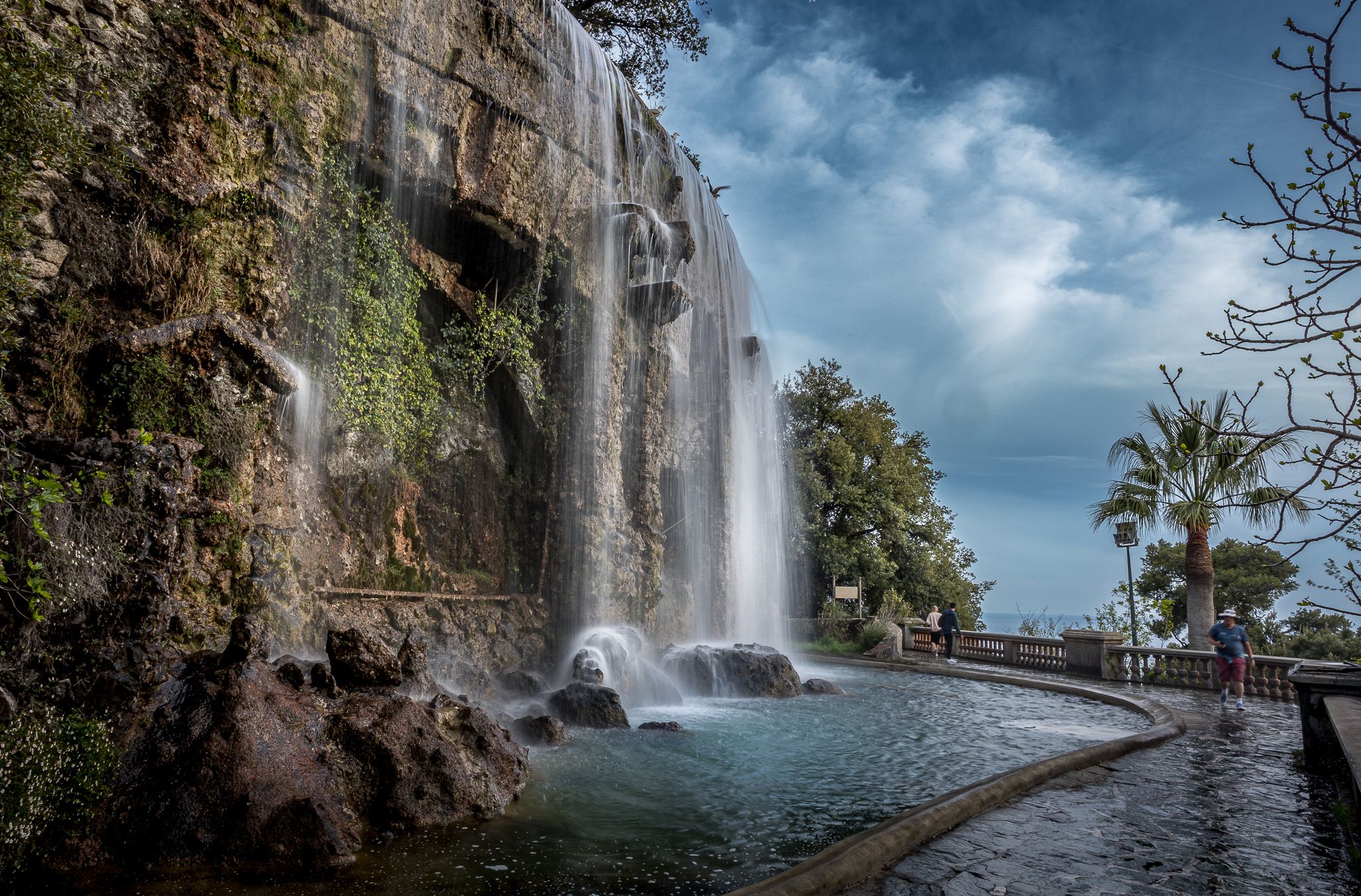 Unexpected waterfall, Parc du Chateau, France