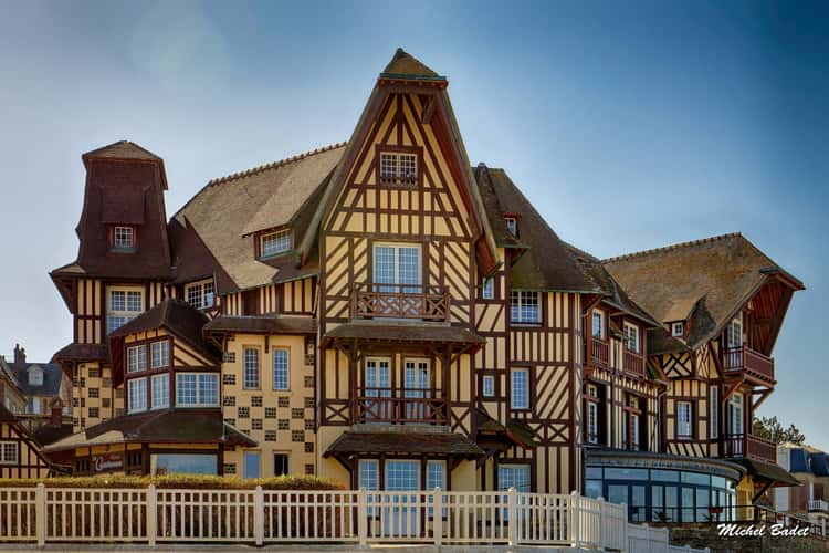Villers-sur-Mer - Old houses