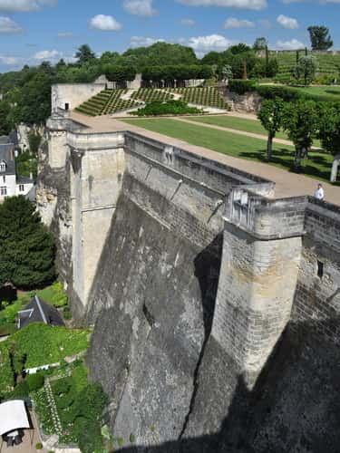 Amboise Walls