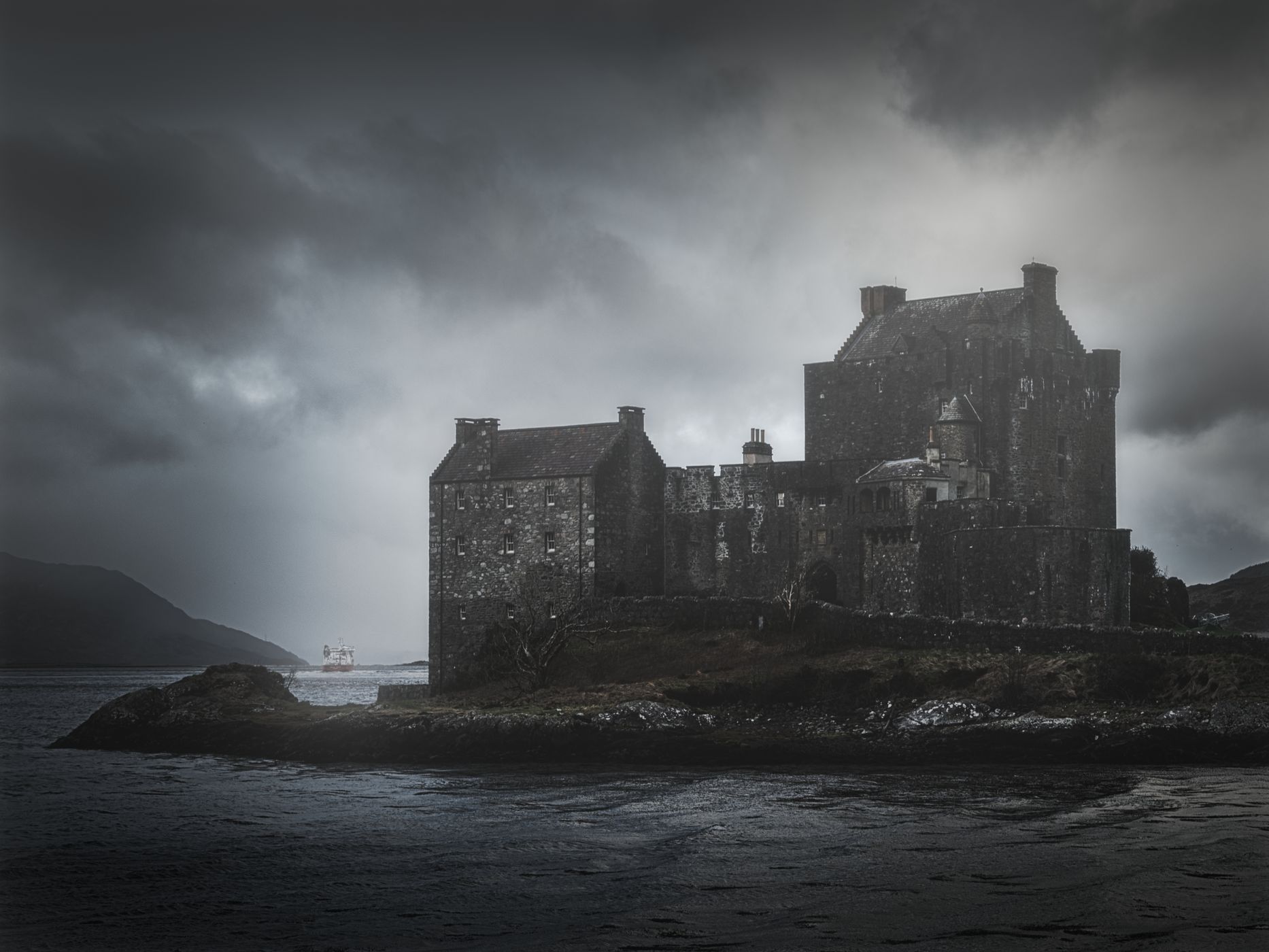 Side view of Eilean Donan Castle, Scotland, United Kingdom