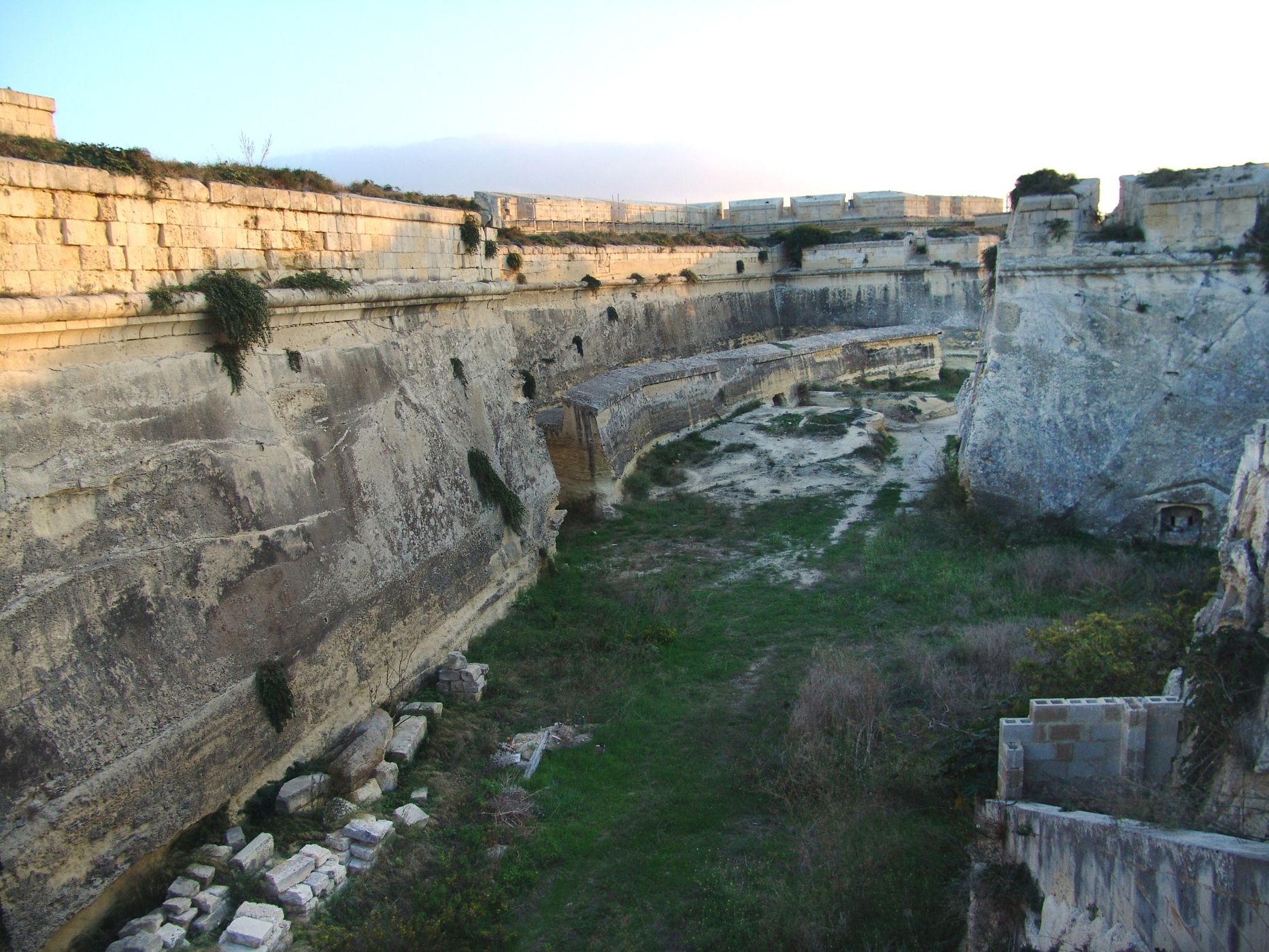 Fort Manuel, Malta