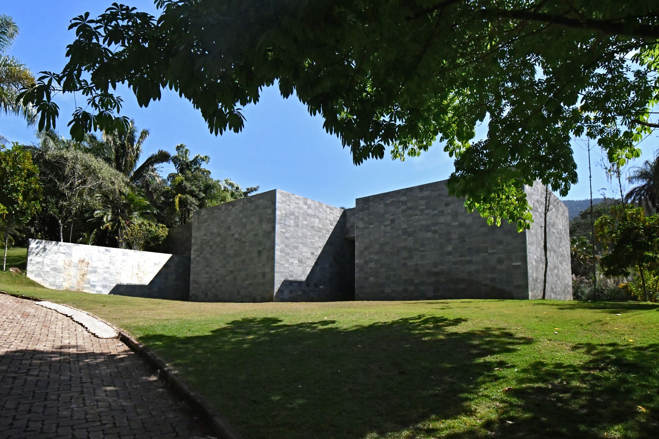 Galeria Cosmococa, Brazil