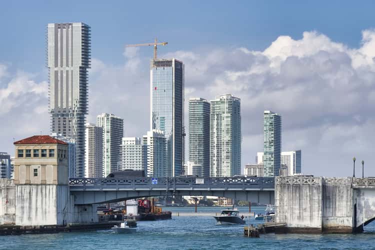Miami, Venetian Causeway Bridge