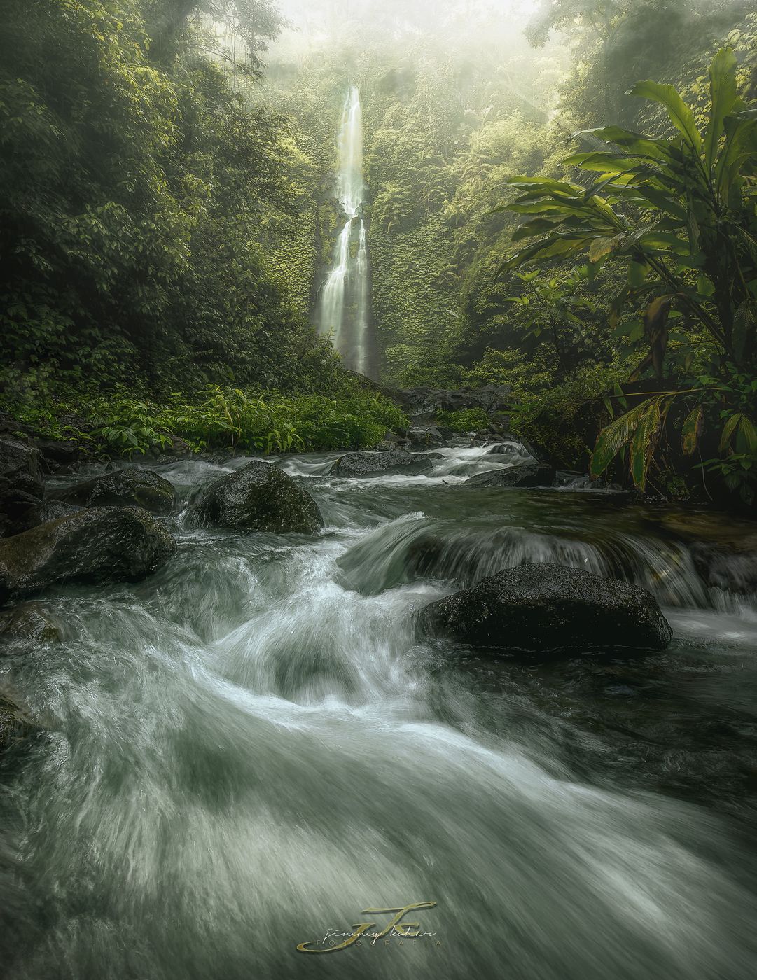 Fiji Waterfall, Indonesia