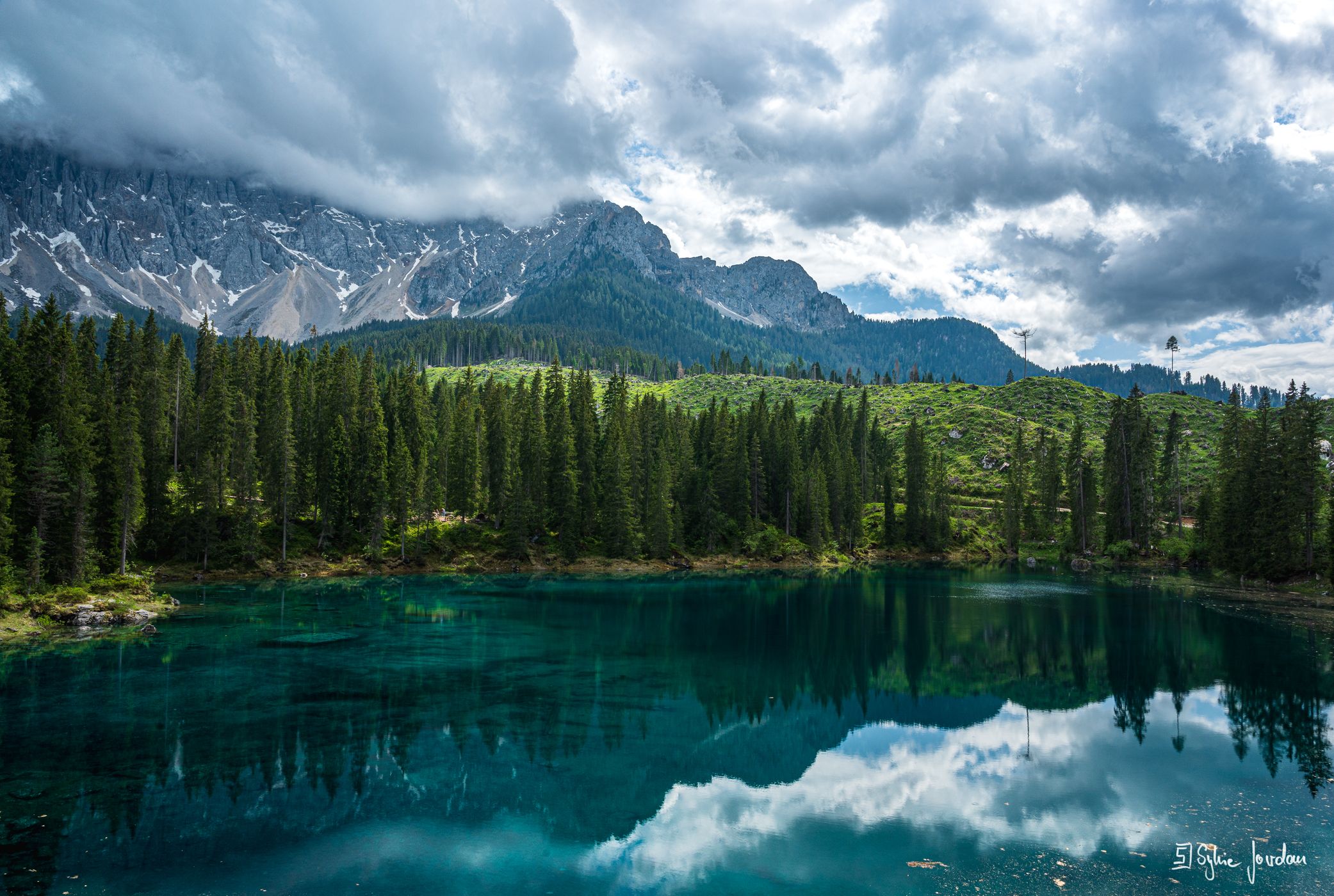 Lago di Carezza, Italy